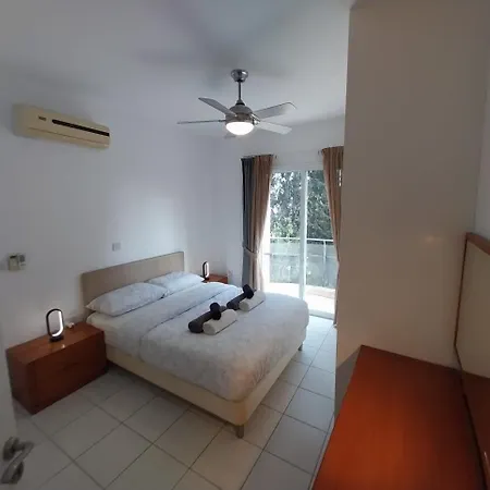 Comfortable And Ideally Situated Daire