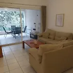 Apartment Comfortable And Ideally Situated *